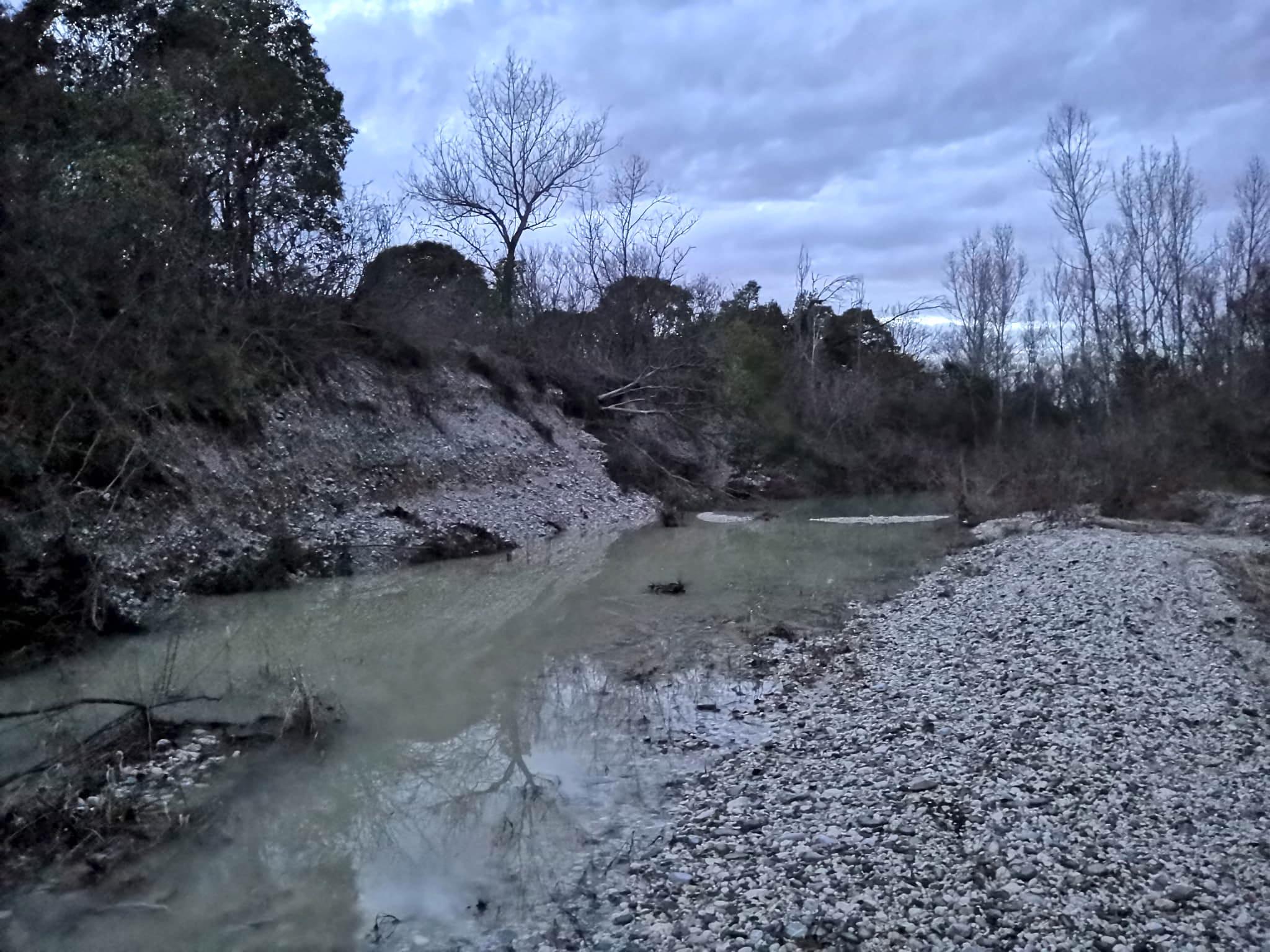 Copertina per Flusso del torrente Torre troppo vicino a Viscone, atteso l'intervento della Protezione civile